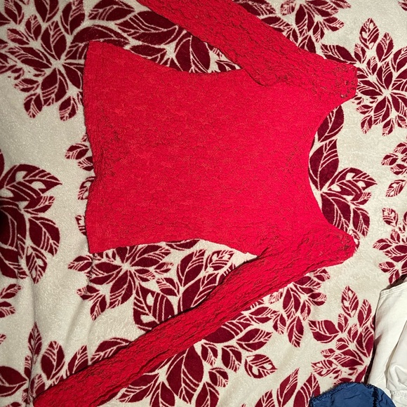 Red Guess Lace shirt - Picture 2 of 2